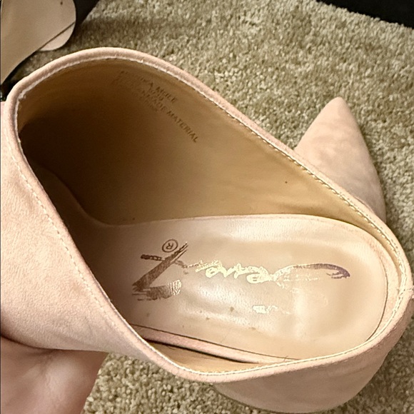 Seven7 Blush Pink Pointed Toe Suede Mules - Picture 2 of 5